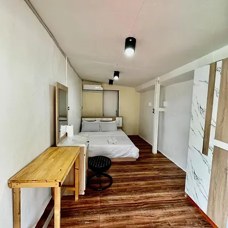 Chubbi 5 Room24